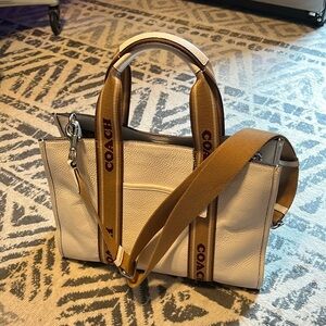 Coach tote purse